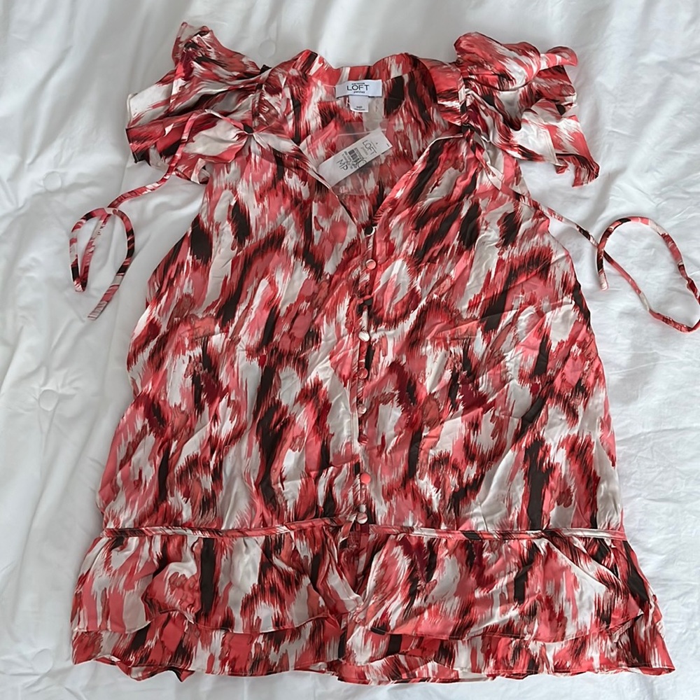 Beautiful Silk Blouse from LOFT 💕